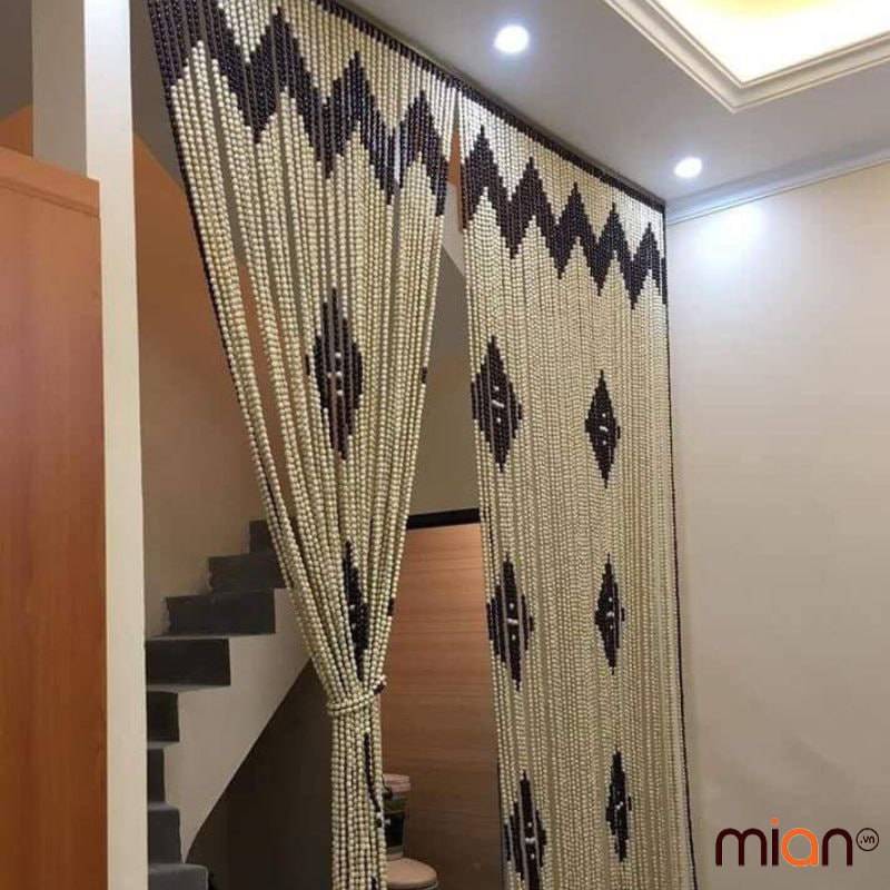 Khám Phá Sự Độc Đáo Của Rèm Hạt Gỗ